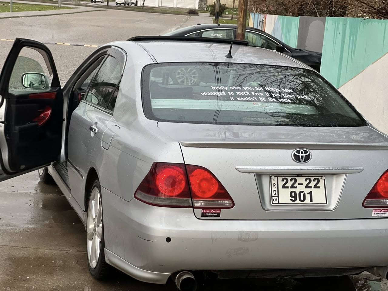 بەناوی خوای گەورە توێتا شاهانە١٨٤موس موس سەیارەکە تاقانەیەلەجوانی سەیارەکەفول مواسەفاتە دنگەی ئستلیلی بڵاد  سەیارەکە دەسکاریە  ڕۆنی گێڕومەکێنەی تازەگۆڕاوە    جلدوسڵایتو هیتەر سەیارەکە بێ بۆیاخە   گێڕومەکینەبەشەرت بێدوکەڵ ساڵانسایسپۆڕتی لەسەرە  *********** ***********
