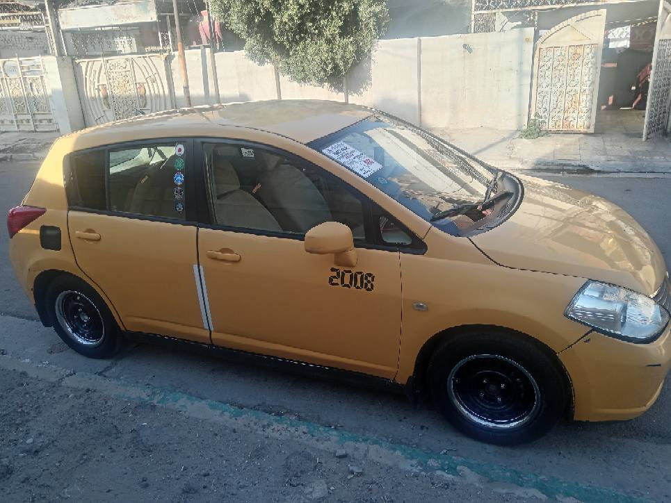 نيسان تيدا خليجي 2008 بسمي سنويه ل 28 كير ومحرك مكفول صدر جديد تبريد ثلج سيارة مانقصها شي 
سعرها 55 وبيها مجال حك الجيه رقم صاحب السيارة واتساب ***********
