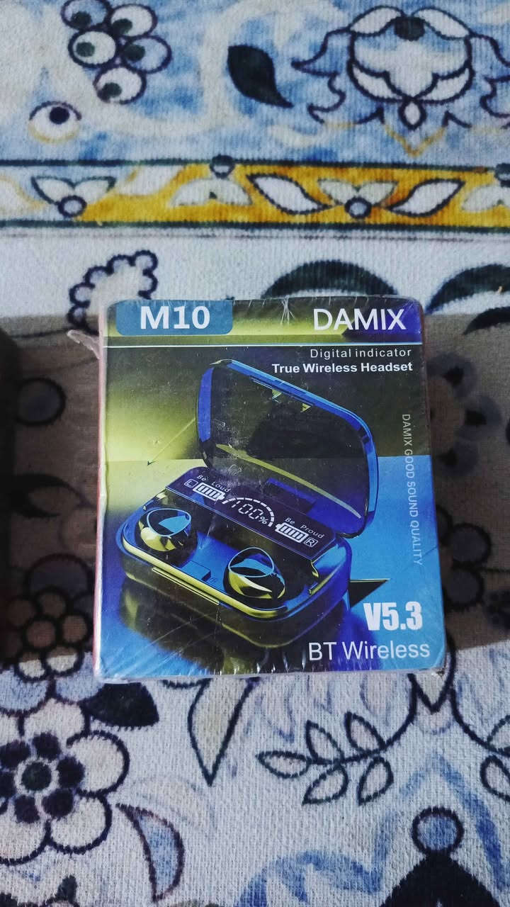 سماعات بلوتوث عدد2 نوعيات ممتازه الي يريدهن يراسلني واتساب *********** البصرة, العراق
