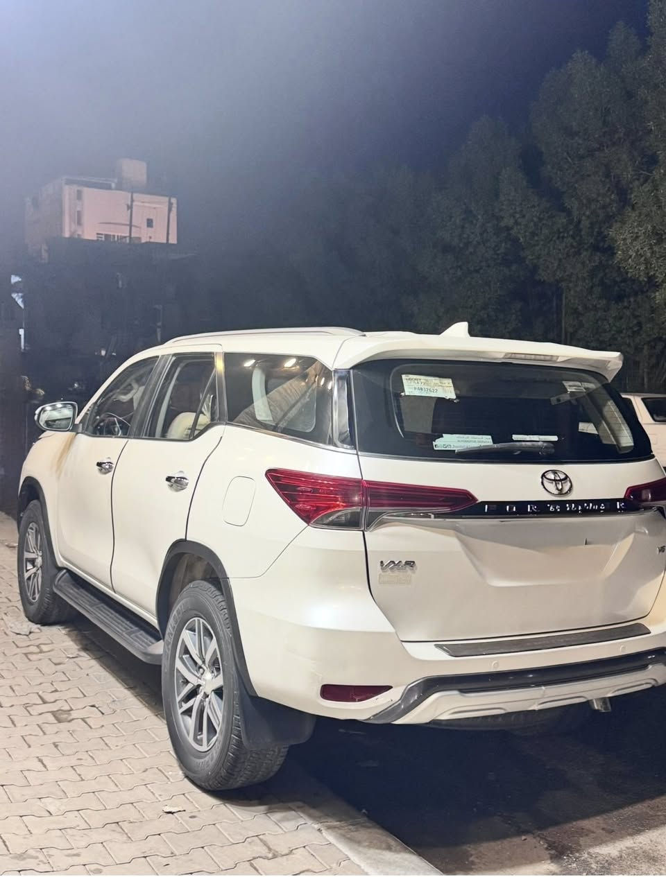 سلام عليكم فورجنل للبيع (VXR )2017
1.سياره بصمه.                                                                              2.كشنات سياره جلد.                                                                  3.ايبادات خلفه بلاديه.                                                                       4.لايت زنون.                                                                                  5.صندوق كهربائي.                                                                         6.كامره خلفيه.                                                                             7.7راكب                                                                                          8.شفتات بل ستيرن.                                                                       9.تحديد سرعه.                                                                              .                                                                                       11.سياره ماشيه 185.                                                12.شاشه واسعه.                                                                    13.بس اشويه بارد مثل ما امبين بل صوره                                                                                                                             .                                                                                                                            16.كفاله بل صبغ.                                                                 17. فور ويل.                                                                                 6.18سلندر                                                                             19.كشنات السياره جديد.                                                  20.دوخل سياره جدد.سعره275 بيها مجال
الرقم الأستفسار ***********
