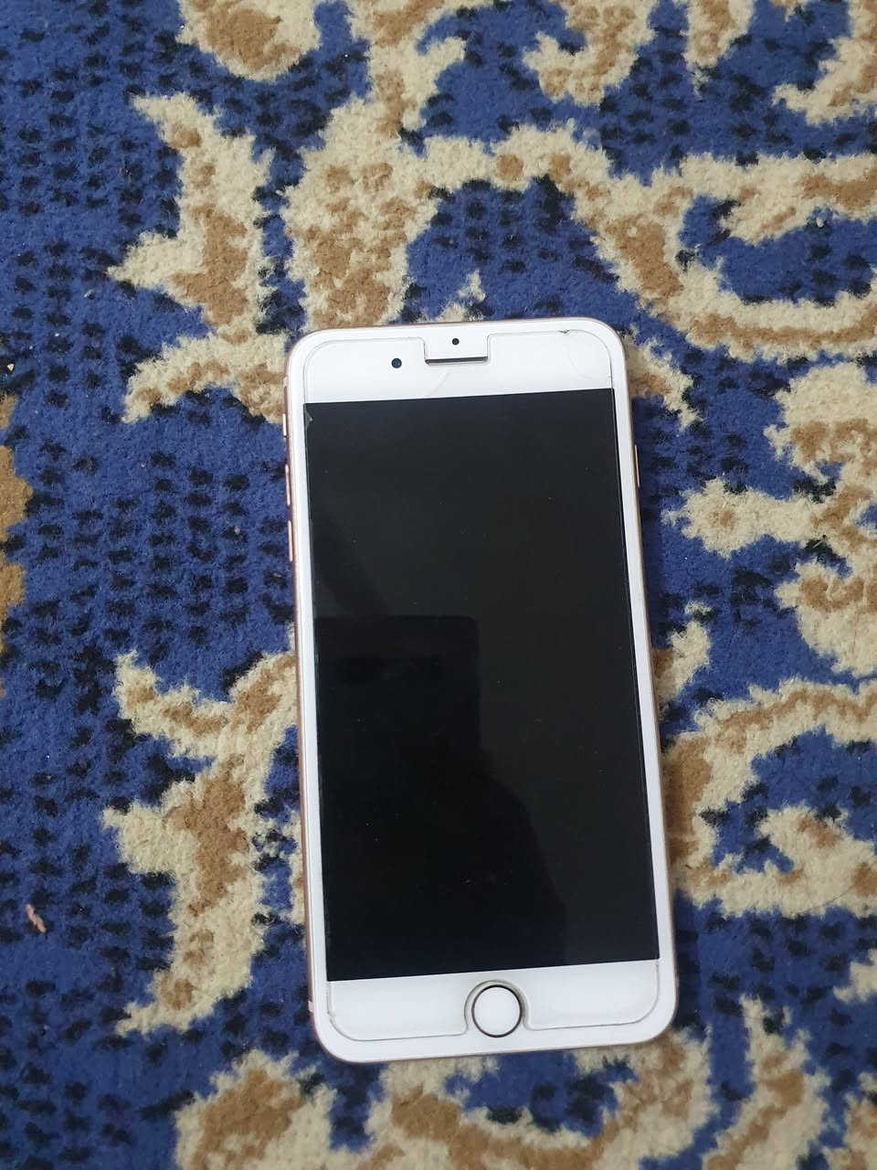 ايفون ٨ بلس الجهاز شغال بدون مشاكل ذاكره ٦٤ والبطاريه ٦٨ فحص شحن تكنيك اتصال 
الجهاز ما مفتوح 
المكان مدينه الصدر 
الشراي خابر ***********
السعر ١٠٠ نهايته
