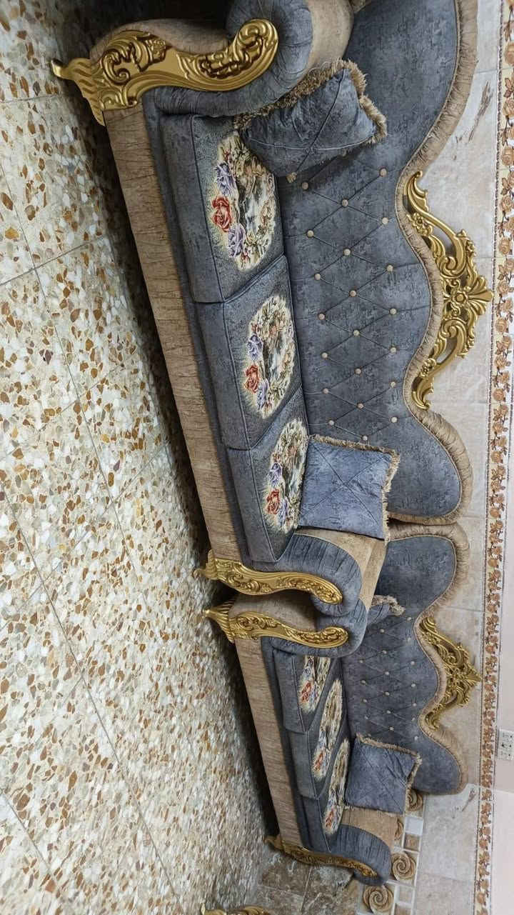 تخم ونص... نظيف وتكمة استعمال قليل للبيع 
مكاني الدورة 
السعر مليون وبي مجال


**إذا كنت صاحب هذا الإعلان وتريد حذفه لأي سبب، رجاءا أرسل رسالة إلى الدعم الفني**