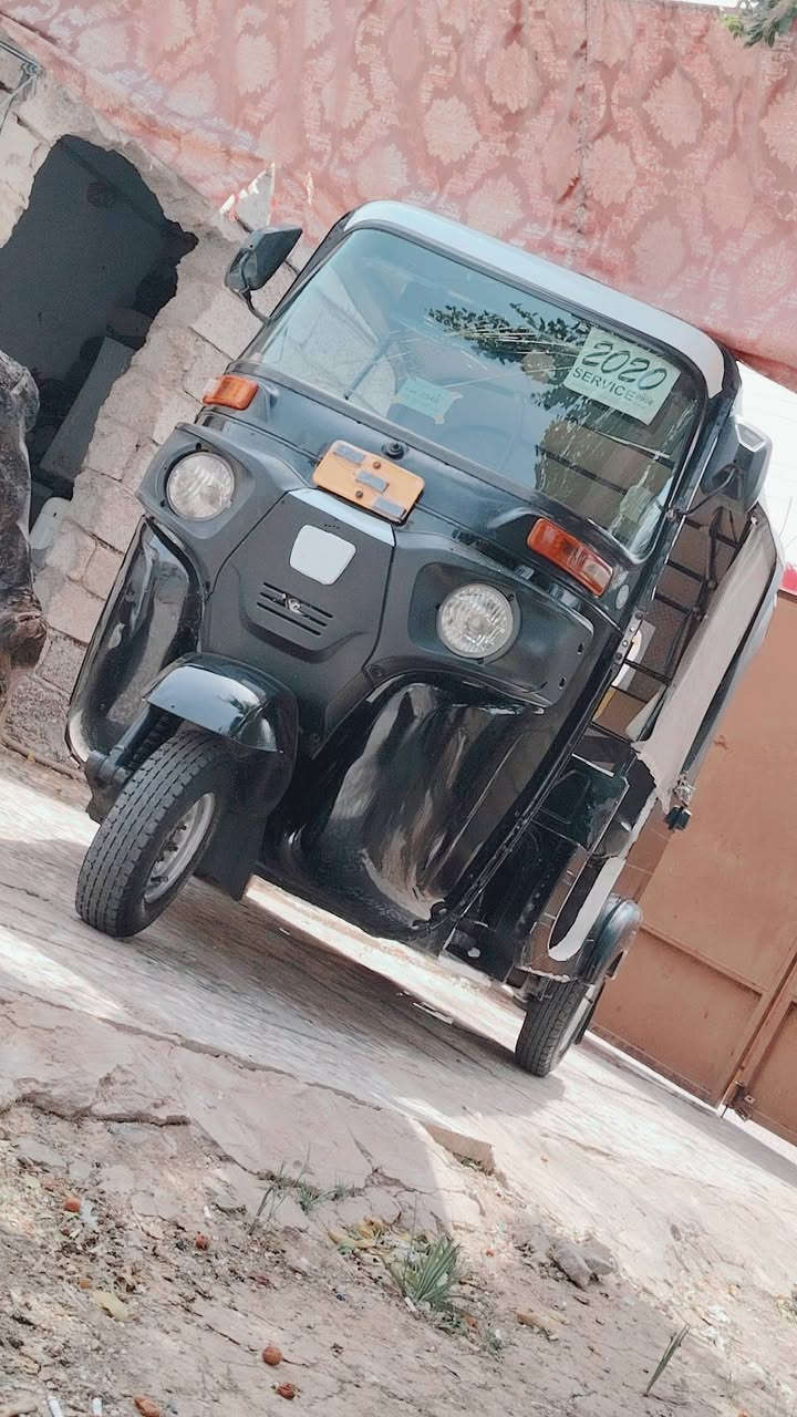 تكتك موديل2020 أوراق بيه بس لغد سعر5400بيه 0754666125


**إذا كنت صاحب هذا الإعلان وتريد حذفه لأي سبب، رجاءا أرسل رسالة إلى الدعم الفني**