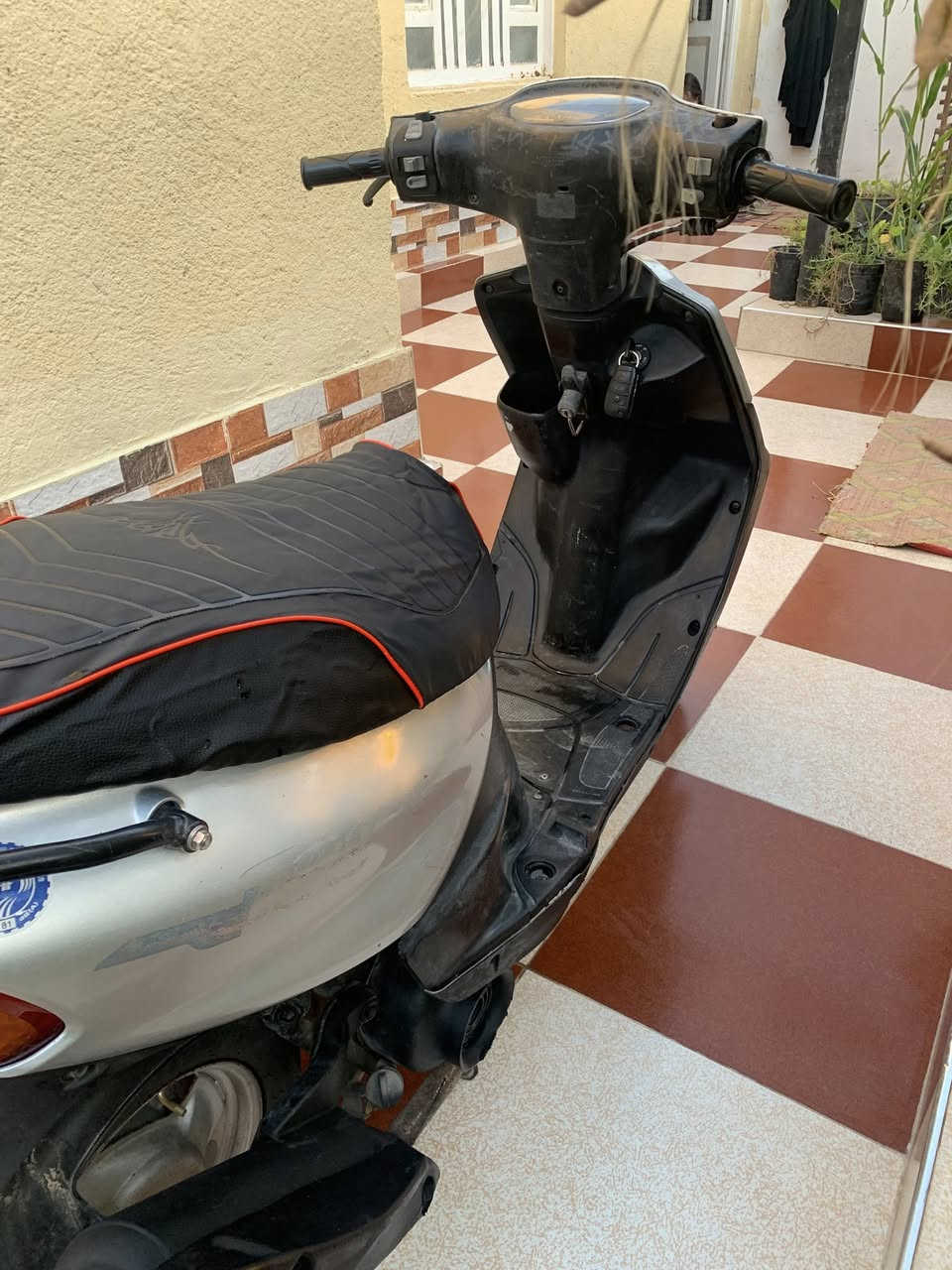 سلام عليكم درجه ماكس قجمه حاويه كفاله عامه كله ختم واحد ما بيه برغي تجاري وين ما يعجبك افحص مكينه برغي ما مفتوحه بيه كله شغاله سلف هندر اشاير  ليت هورن مكاني قضاه الصادق بني منصور سعره 650  رقمي ***********
