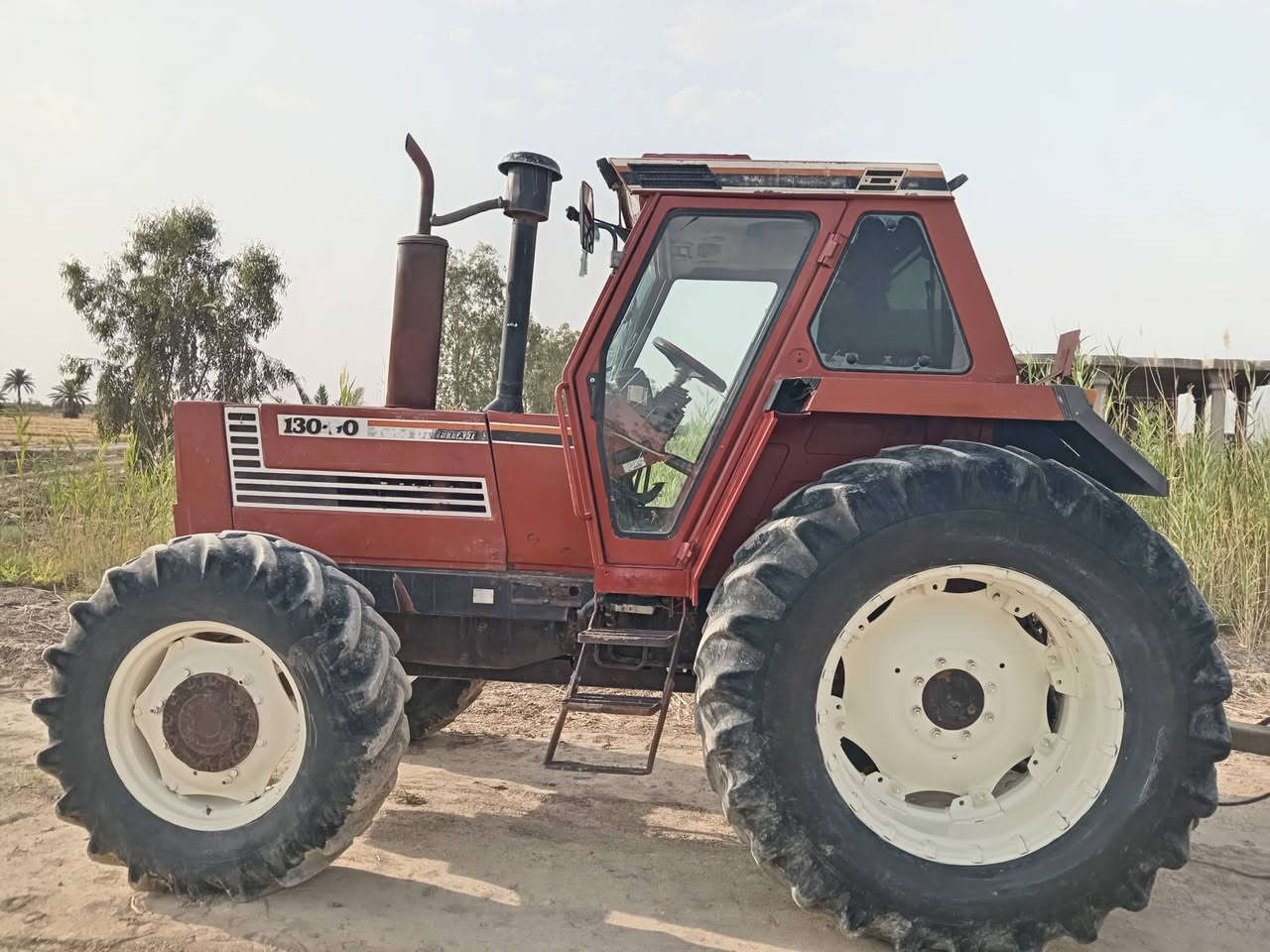 سلام عليكم مكينه البيع 130 مكفول كير محرك اكسن رقم واسط تحويل وراها دسك 24 فدان اندبليم رادمه مرازه ثلاثيه. تصال *********** مكان بابل
