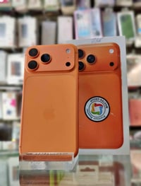 17برو ماكس شرق اوسط السعر 1650 ثابت بدون عمله تحياتي لكم واتسابي 07783...