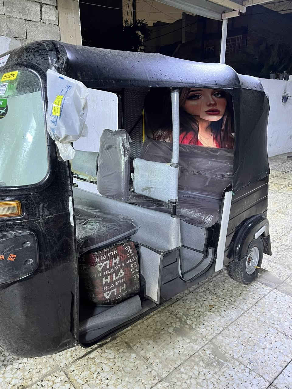 تكتك 17شهر ال12طابه بل 18بيه مكينه 20التكتك خير من الله كلشي ما ناقصه كامله علا آخر حبايه ربع ما ذب عليه تشغل و تطلع السعر 5و 200 وبيه مجال مكاني زعفرانيه الرقم ***********
