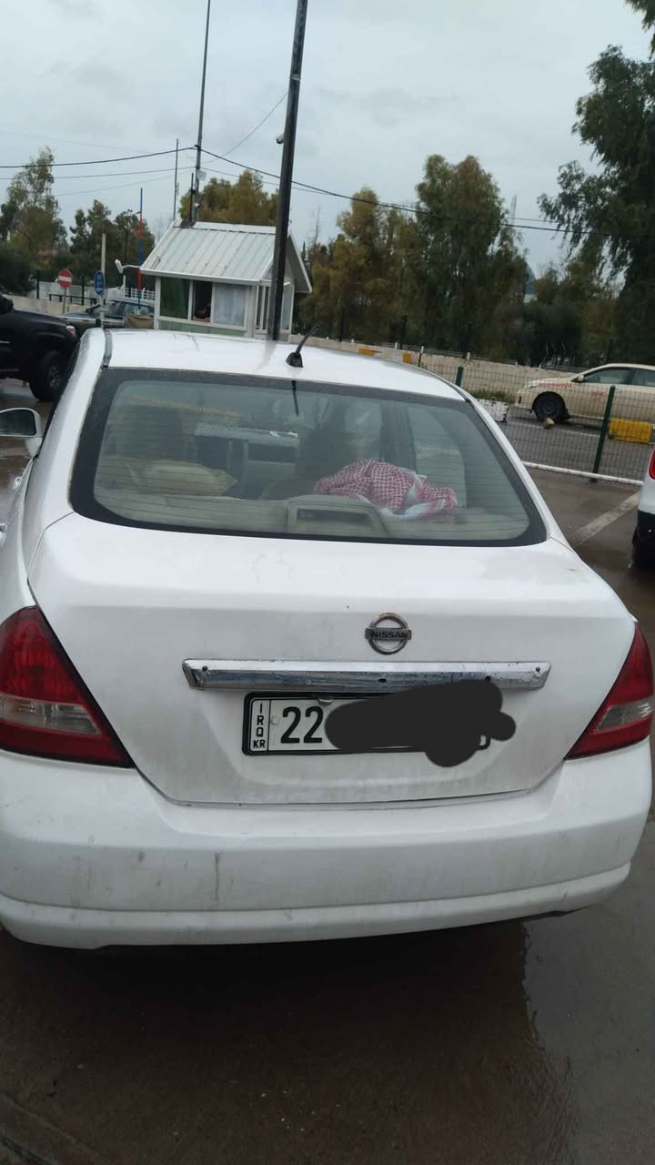 نیسان تیدا 2006تەکسی کراوەتە خسوسی گێرو مەکینە کەپس پێشو پشتی تۆزێکی هەیە رەقەمو سەنەوی نوێیە رەنگی سپیە رەقەم هەولێر نرخی 68وەرەقە و کەمێک مەجال ***********گۆرینەوەش دەکەم أربيل, العراق
