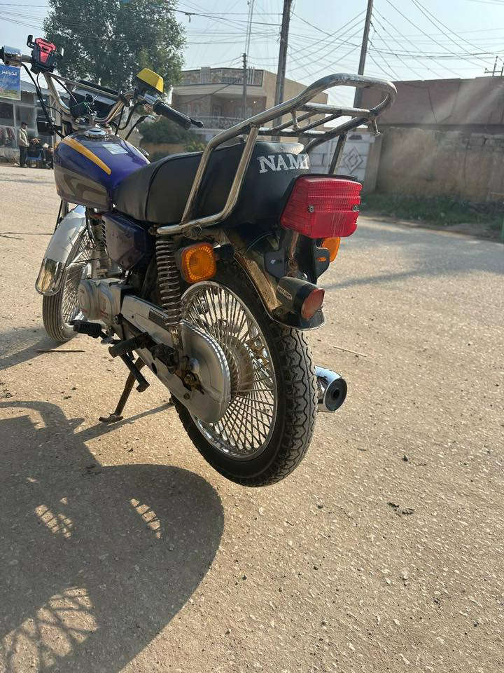 للبيع تايكر اوراق اصولي  النظافه شوفت عينك السعر ٣٥٠ وبيها مجال ***********
