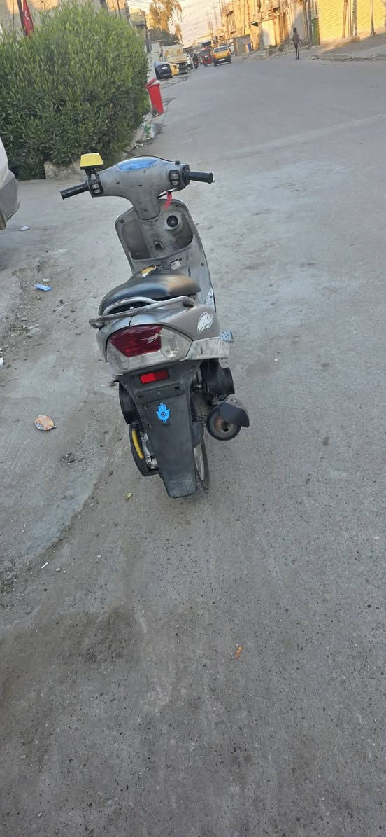 سلام عليكم ماكس منغولي للبيع دراجة شلعة ومعدل مكينة ناعمة كهربايات كلهة شغالة سلف هندر بكاني مدينة الصدر سعر 550 وبيهة مجال بسيط رقمي *********** مكلف بل نشر
