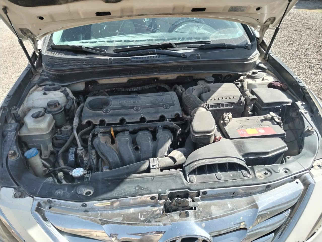 سلام عليكم
سونات موديل 2010 محرك كير شرط صدر تايرات جدد
 محرك 2000 دوش شرط التحويل  السعر 105وبيه مجال  ويرهم ومراوس حسب القناعه ***********
