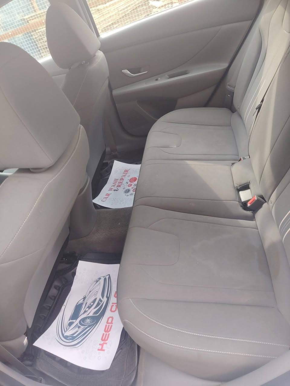 النترة للبيع سياره هايبرد و بانزين سياره خير من الله صور لحادث موضح بصوره سياره ماشيه 53 سعر 150 و بيهة مجال ***********
