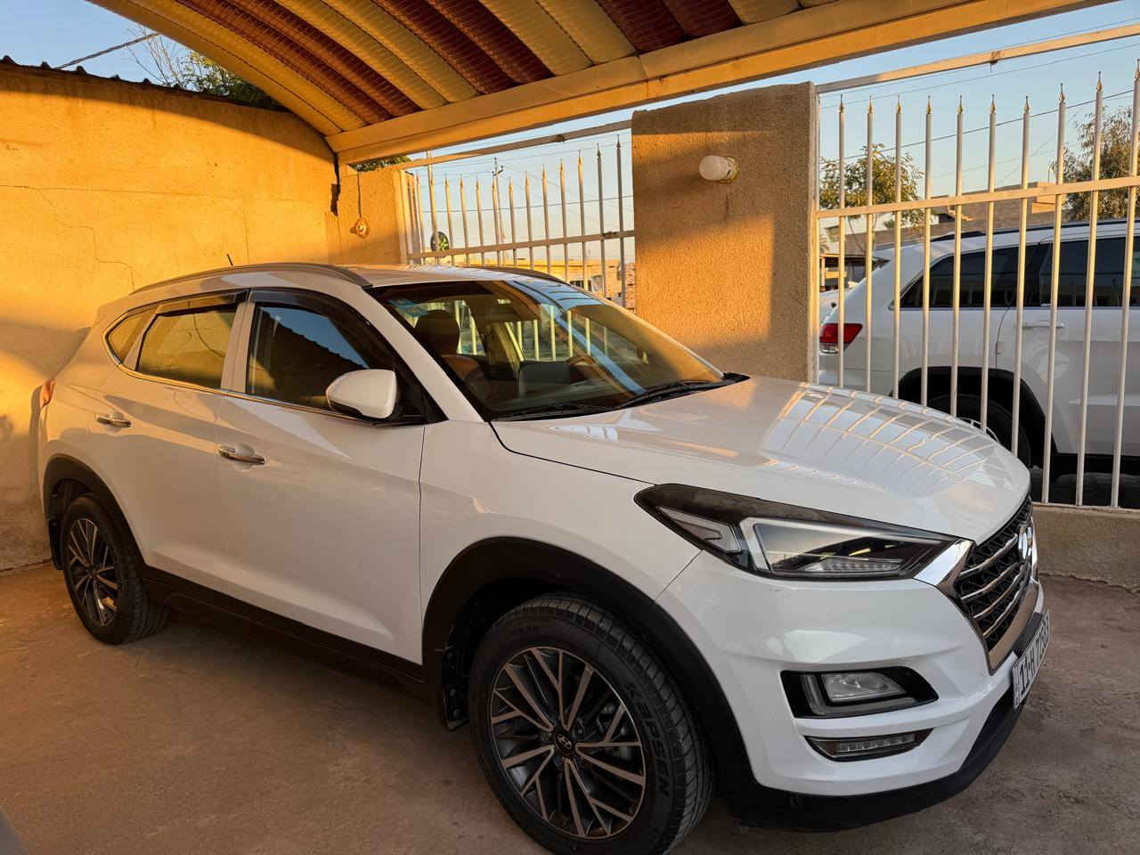 السلام عليكم للبيع توسان موديل ٢٠٢٠ خليجي مكفولة بسمي للإستفسار ***********
