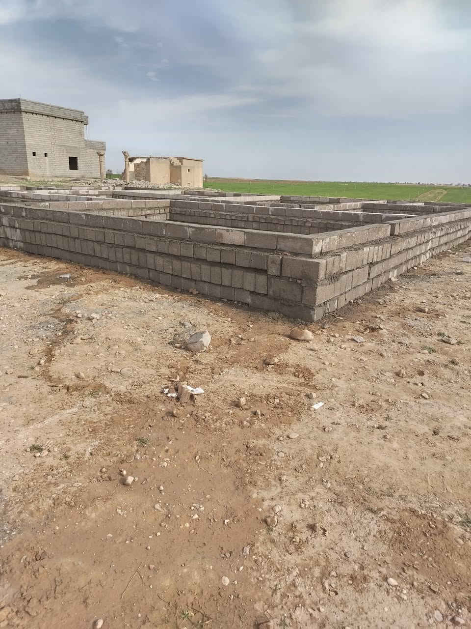 السلام عليكم ورحمة يوجد كادر بناء متفرق حالياً ***********
