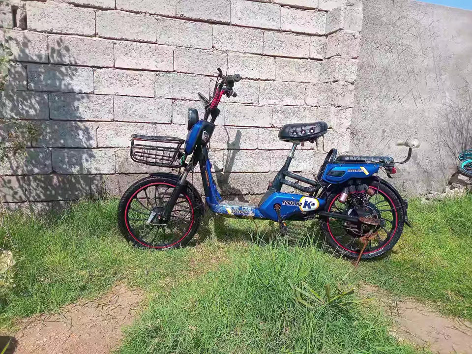 سلام عليكم باسكل شحن للبيع 
عوزه بطاريات 
عنوان سماوه قضاء الرميثه 
سعر 130 وبي مجال


**إذا كنت صاحب هذا الإعلان وتريد حذفه لأي سبب، رجاءا أرسل رسالة إلى الدعم الفني**