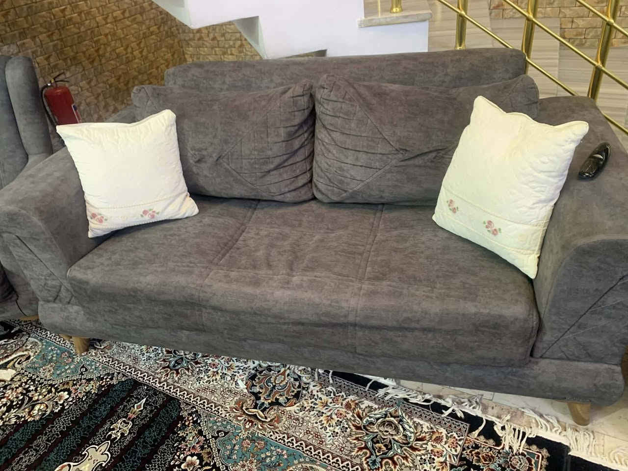 تخم 10 مقاعد نضيف اي ضرر مابي يرهم سرير وبي مخزن خشب زان تركي سعر 400 وبي مجال عل 370 ابيع


**إذا كنت صاحب هذا الإعلان وتريد حذفه لأي سبب، رجاءا أرسل رسالة إلى الدعم الفني**