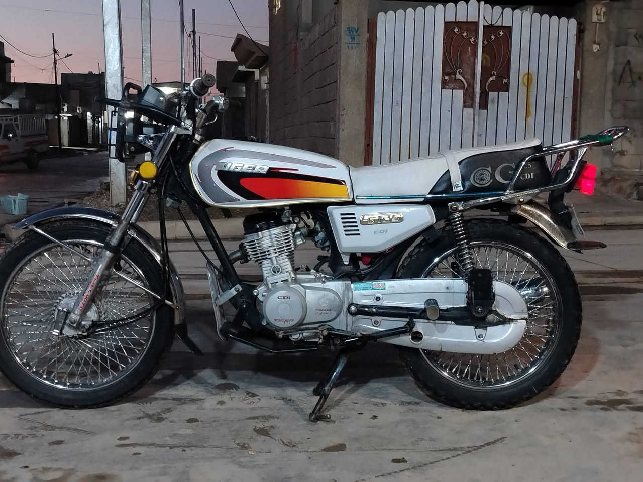 السلام عليكم شباب ماطور تايكر موديلو 2021مكاني موصل حي المامون السعر 500وبي مجال الطيبين وهاذا رقمي ***********
