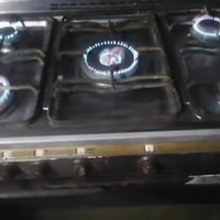 طباخ • نظيف • شغال