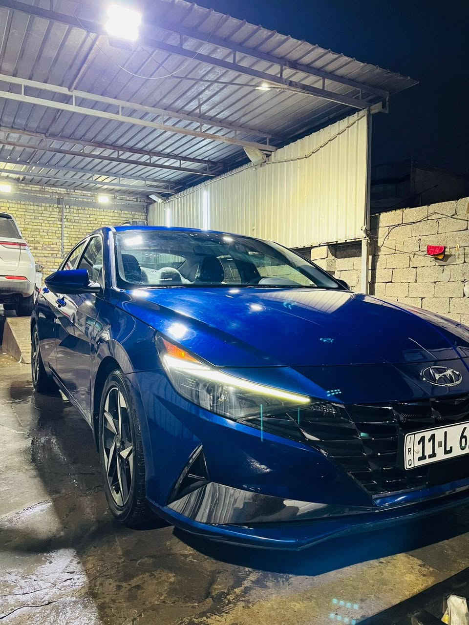 يا الله السلام عليكم النترا للبيع موديل 23 سياره ماشيه 37 ميل سياره جاهزه ب 158 بيها مجال بسيط عنوان بغداد الشعب ***********
