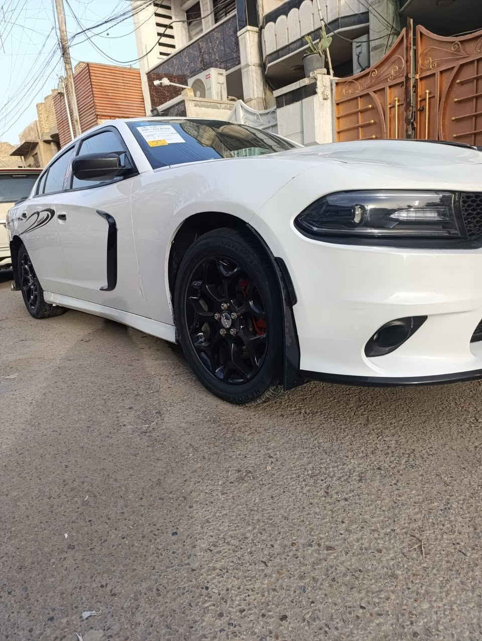 السلام عليكم مكلف بالنشر
جارجر 2015 رقم بغداد شرط التحويل
فور ويل
ماشيه 163 الف
الحادث سرقة كما موضح بالصور
السعر 165 
باقي التفاصيل الاتصال ع الرقم
 ‏‪0774 781 4989‬‏
مكان السياره بغداد
