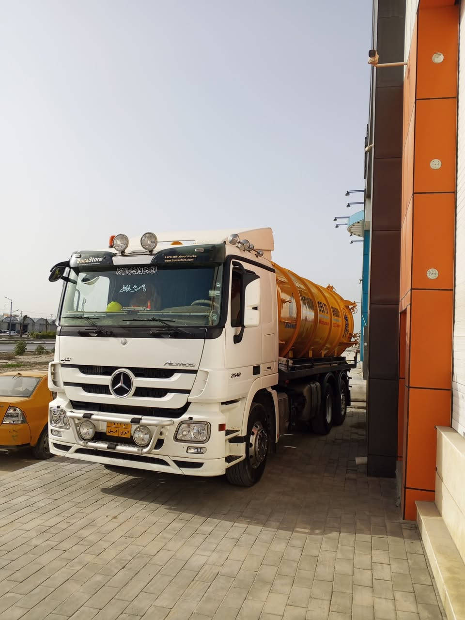 سلام عليكم للبيع اكتروز موديل 2011 فوال مواصفات سياره جديده تخم تأير تانكي تفصال جديد ماطور برواين جديد 8دقايق تفول سحال ستيرن شراي يتصل ***********
