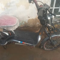 حجم ١٦ • ٥ بطاريات • يمشي ٣٠كم