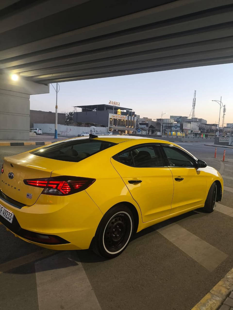 السلام عليكم 
النترا موديل 2020 مكفوله كفاله عامة من كلشي لا شاصي ولا لغد
الضرر جاملغ اليمين ونفسه راجع السياره كود وأحد
 فول مواصفات 1/1  
كير Atm
فتحة سقف+رادارت + نقطه عمياء+تحديد مسار 
كشنات هيتر 
السياره لوك كلش نظيفه بمعنى الكلمه واحلى من الصور 
ماشيه 87
السياره بسمي اني الشرعي 
مكان السياره موصل/حي الشفاء
السعر 155 ورقه.
غير متواجد ع فيس ..اذا شراي اتصل ***********
