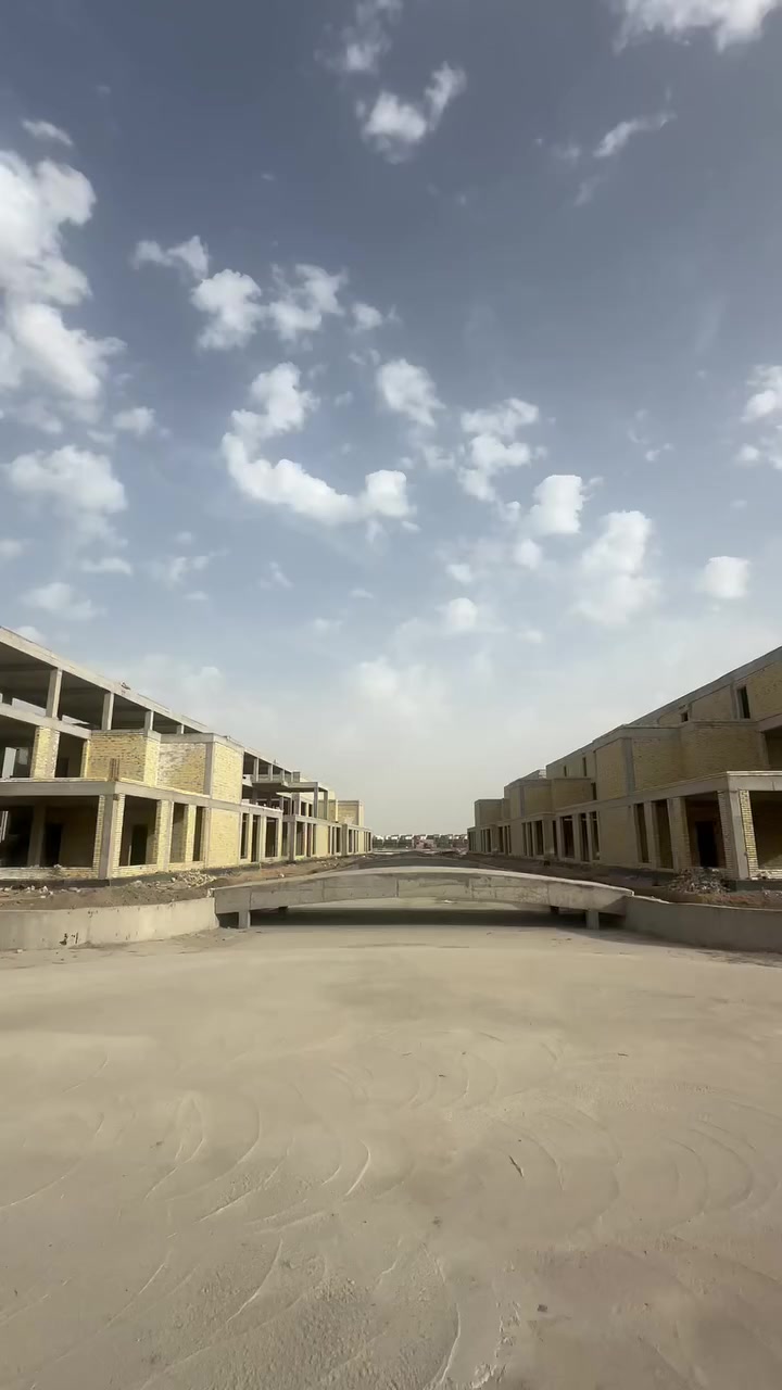 قريباً… تجربة مختلفة كلياً في مدينة إمباير سيتي! ✨🍽️
في قلب مدينة إمباير سيتي وعلى إطلالة ساحرة على البحيرة الكرستالية، يوشك افتتاح 12 مطعماً جديداً ولم يتبقَ سوى اللمسات الأخيرة.

تجارب متنوعة بين مطاعم عالمية، أطباق شرقية عصرية، وكافيهات راقية تناسب العائلة والأصدقاء.

🚧 الافتتاح قريب جداً…

استعدوا لوجهة جديدة يجتمع فيها الذوق الرفيع مع أجمل إطلالة

للاستفسار اكثر تواصلوا وياي عبر الرقم الاتي 
*********** واتساب
