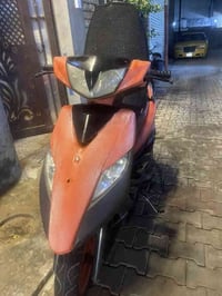 دراجه ثعلب للبيع بيها صوت بل كلجات ونقصها بس واير مال كيج سرعه ودكمه م...