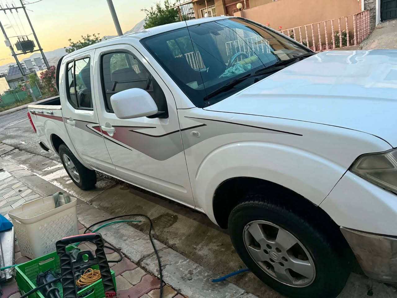 كيرو مةكينة بيلاد ئوتوماتيك بةشةرت
٥ پارجةو بستيكي بوياخة
٢ دةرگاي لةسةر ساغي

٣ بارجةي پيشي بةتانةي سايةق ناوي كرتووة لة رةسمةكة ديارة
كيرو مةكينةو تةقةو رةقة كارةباي بةشةرت 
٩٥ گةلاو مةجاليكي برايةنةيً تياية
گورينةوةش ئةكةم بة بي رةقةم ((( افةلون +ئوباما )) السليمانية, العراق


**إذا كنت صاحب هذا الإعلان وتريد حذفه لأي سبب، رجاءا أرسل رسالة إلى الدعم الفني**