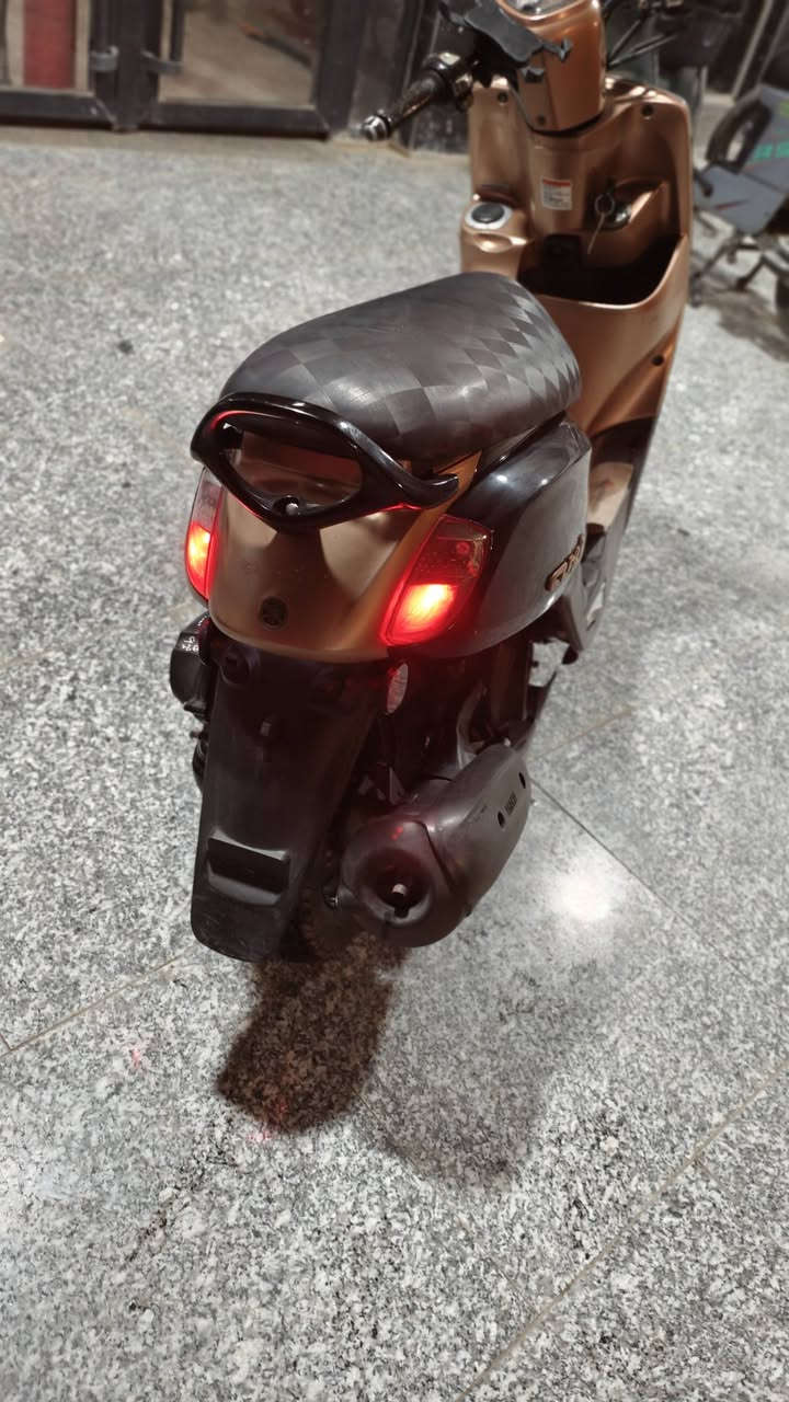 تدور على موتور نظيف صدك مو حچي هاي فرصتك 👇
✅ موديل 2015 ياباني أصلي
✅ نظام بخاخ (إنجكشن) – تشغيل كبسة وحدة صيف شتاء
✅ شلعة نار 🔥 وعزم قوي يخليك تتجاوز بثقة
✅ مكينته ما مفتوحة ولا مصلّحة – على فطرتها
✅ صوت ناعم مرتب بدون طقطقة أو رجة
✅ سحب قوي من البداية للنهاية
✅ ثبات عالي بالسرعات
✅ جير ناعم وتعشيق سلس
✅ تبريد ممتاز وما يسخن
✅ صرفية بنزين اقتصادية
✅ كهرباء كاملة 100%
✅ خالي من أي تهريب زيت أو مشاكل
✅ مستخدم أسبوعين فقط – حالته شبه وكالة
للتواصل .***********
تواجد كربلاء الولاية
