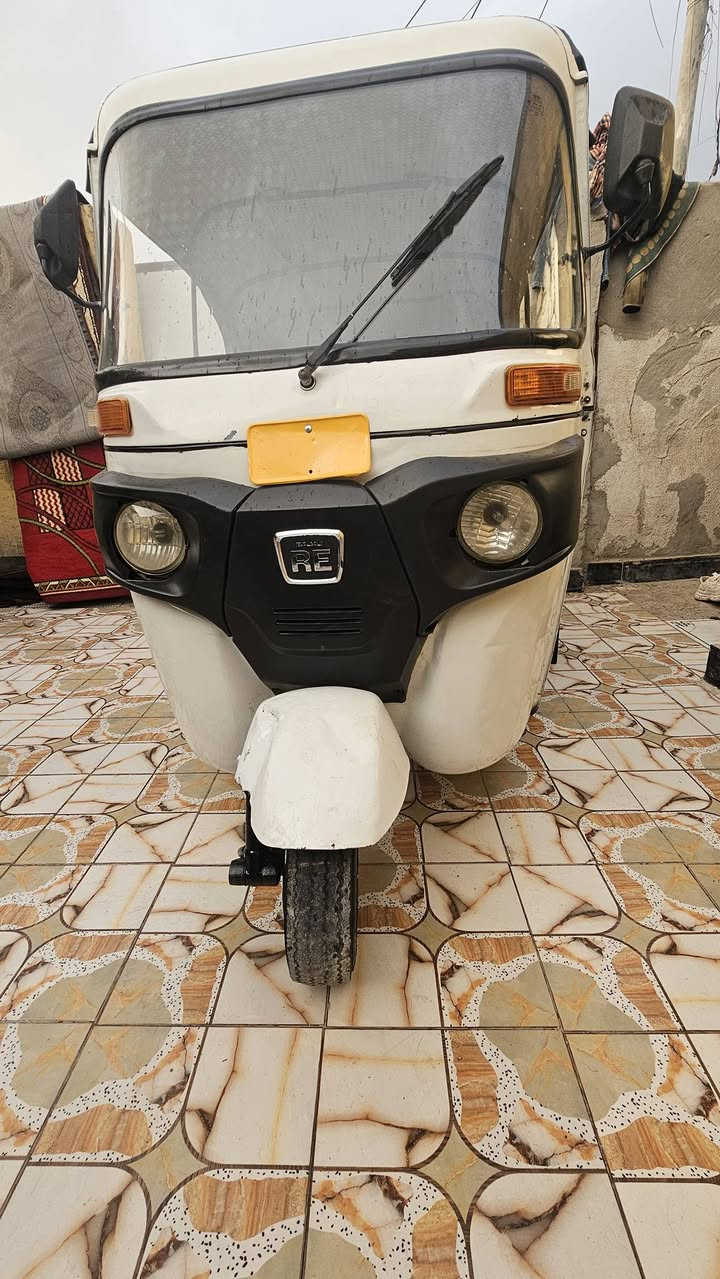 تكتك باجاج موديل 22رقم وسنويه بيها طكه بصيطه بلغد لايمن ولباقي كفاله مكينه مفتوحه ناعمه وحلوه لا تنقص ولا تبخر كهربائيات كلها شغاله تكتك جاهزه مجهزه مال جناي السعر 6800مكاني بلبصره بلحيانيه وهاذ رقمي ***********
