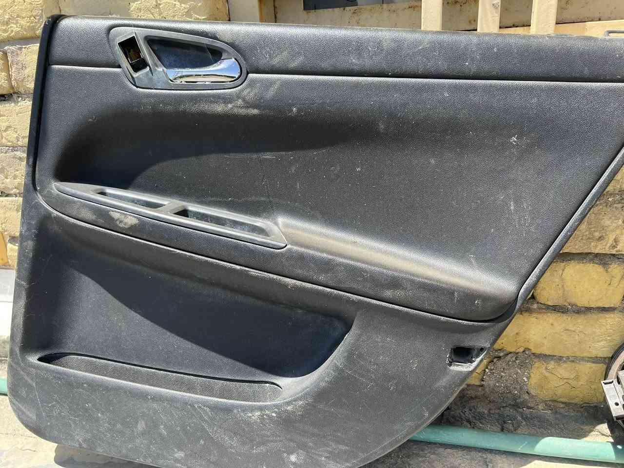 غراض امبالا للبيع 
دينما ٢٠ الف نقصها بوربرين مال٣٦٠٠
واتر بم شغال١٥الف
لايتات امامي أصليات ٥٠الف
بطاين باب ١٥. الف
بك لايت عدد٤/. ٢٥الف
دمام شغال كامل ٢٠الف

مكاني ديوانية ***********
