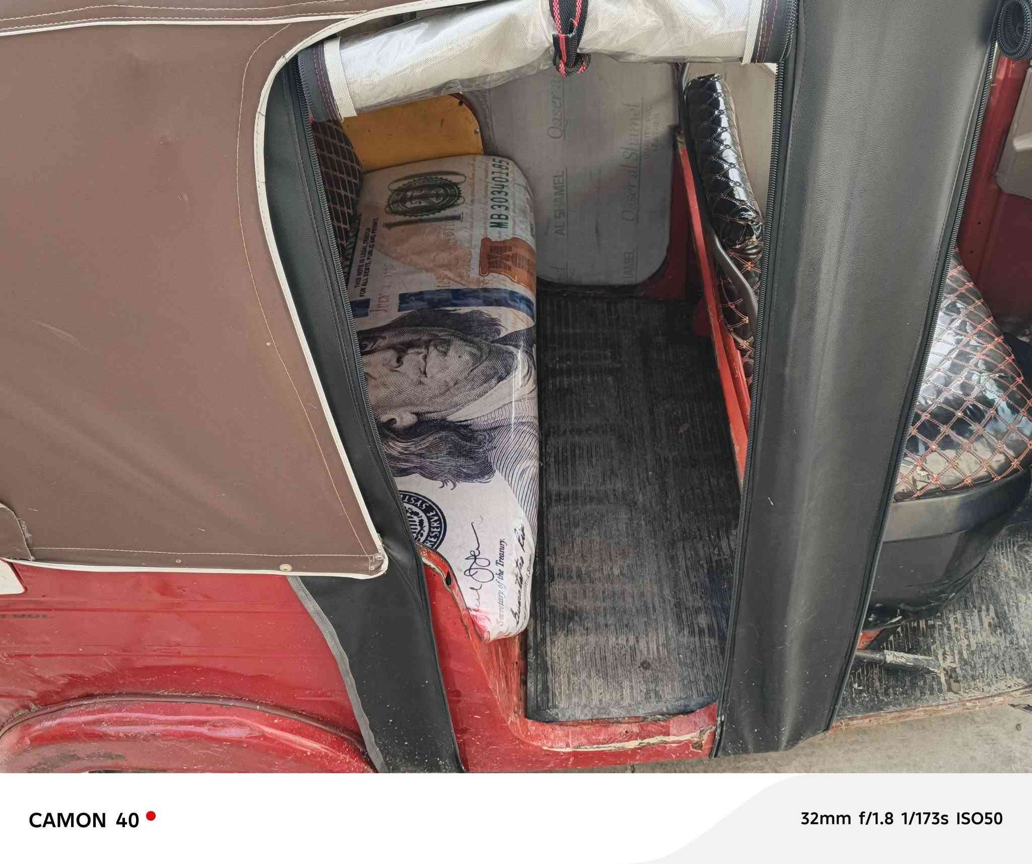 السلام عليكم تكتك مديل ١٨ تكتك خير من الله اترايك وين ميعجبك تحويل ثاني يوم  السعر ٤٧٠٠ وبيه مجال ***********
