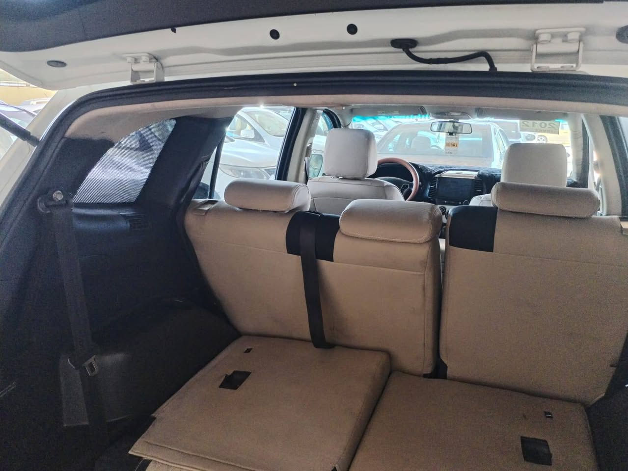 السلام عليكم 

سنتافي كوري 2012

مكينه 4 

سنوية لوحات هزة جديد

شرط التحويل

كاربون بيها

مواصفات.. تحكمات استيرن اشاير بل مري

شاشة كامره اسلايت

سبع راكب ثلاث قطع تبريد❄❄❄❄

مكينه و گير شرط

صبغ عام

السعر   115  $$   وبيها مجال

***********..***********

العنوان موصل المعارض
