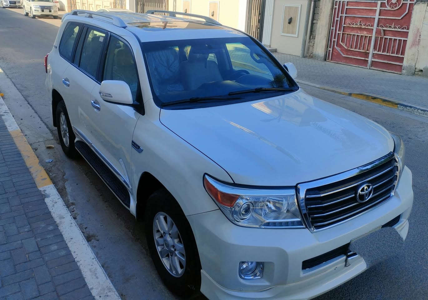 لاندكروز جكسار GXR i 

2011

6سلندر 

فول مواصفات

السيارة مابيه ضرب قوية فقط بارد 
مكانها بصرة 

295 $

 ***********

مكانها حاليا بصرة

