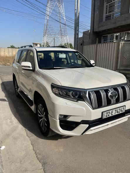 السلام عليكم 
برادو موديل 22
سبعينية TX.S
ماشية 73 الف
السيارة مكفولة ما عدا شخط بل جاملغ صغير 
وشخط بل باب والباقي مكفول
6 سلندر مكينة 4000
كراسي جلد + كهرباء
7راكب 
سلايد 
ثلاجة
لايت زنون
تشغيل عن بعد 
هوك خلفي 
كامرة خلفية + حساسات
دبل تانكي
سبير تعليك
لون الداخل قرميدي 
وباقي المواصفات معروفة 
سعرها 435 بيهة مجال
الاتصال على الرقم***********
مكانهة بغداد
