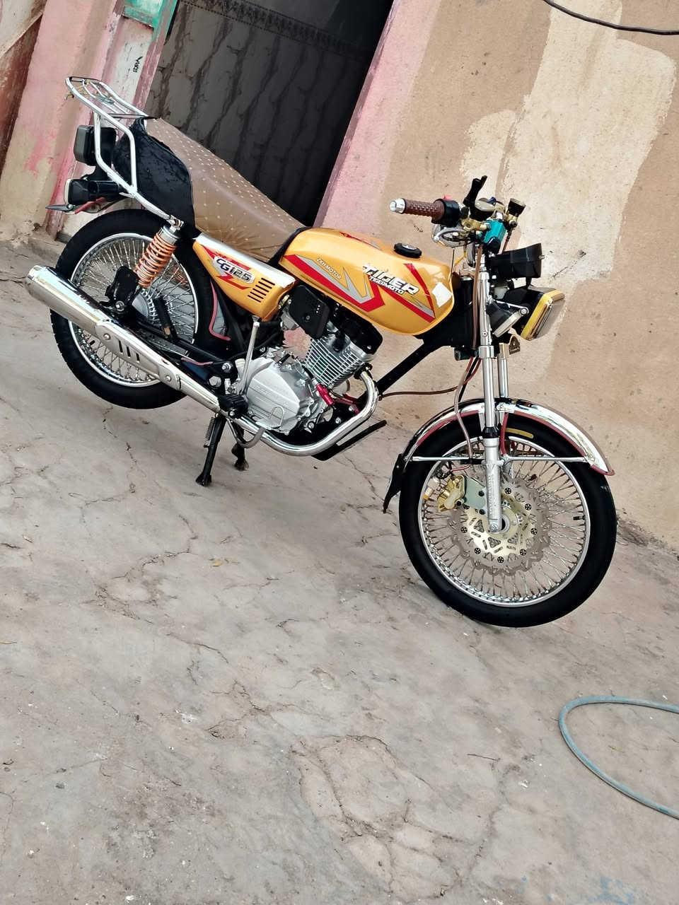 سلام عليكم دراجه تايكر البيع 2024 شراي يخابرني عله هاذه الرقم ***********
