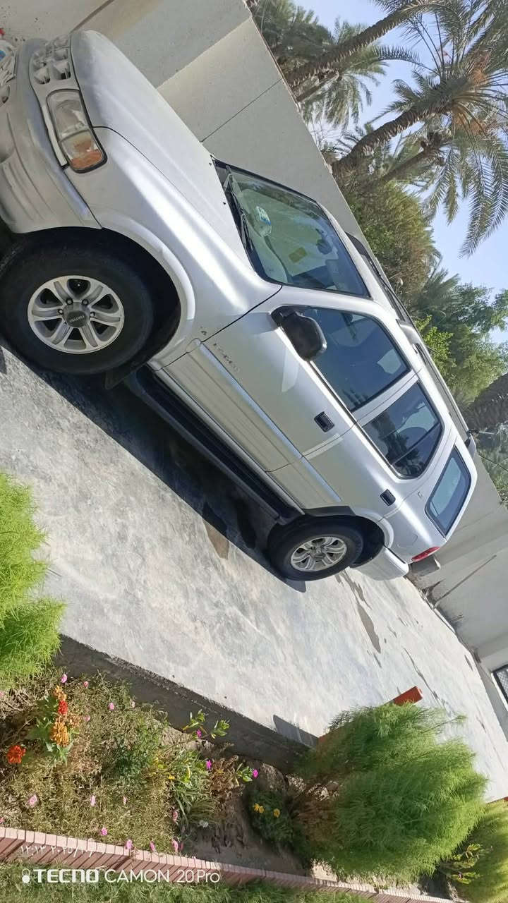 السلام عليكم ورحمة الله وبركاته
ازوزه روديو  موديل ٢٠٠١
كير ومحرك بلادي
للبيع ٦٥ وبيها مجال
للاستفسار الاتصال
***********
