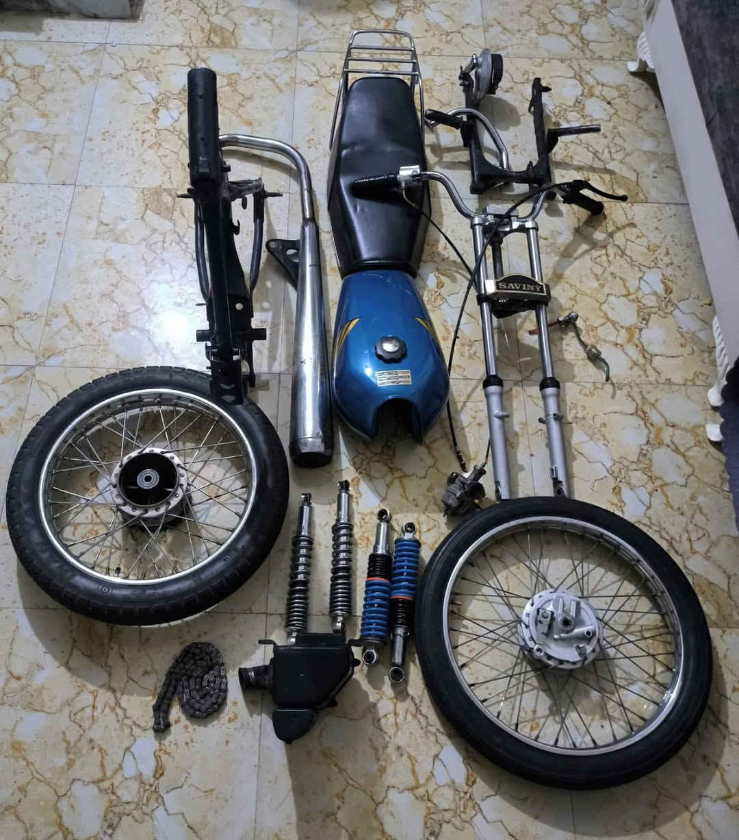 سلام عليكم غراض نامه
كلمن و سعره

مكان ناصريه مركز صالحيه

رقمي واتساب ***********
