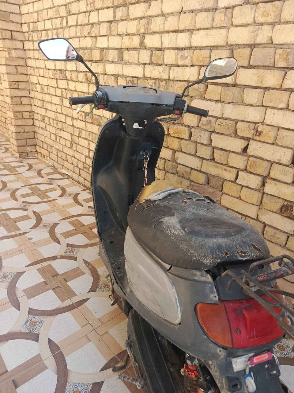 سلام عليكم دراجه منغولي البيع دراجه حلوه. مكينه ناعمه  خرسه بل مشي  دراجه  تاخذ ما تحك راسك منه نضيفه. مفتوحه. دراجه  سعره ٣٠٠ بيه مجال بسيط عنوان ناصريه مركز  رقم ‏‪***********‬‏ فقط على خط. متواجد
