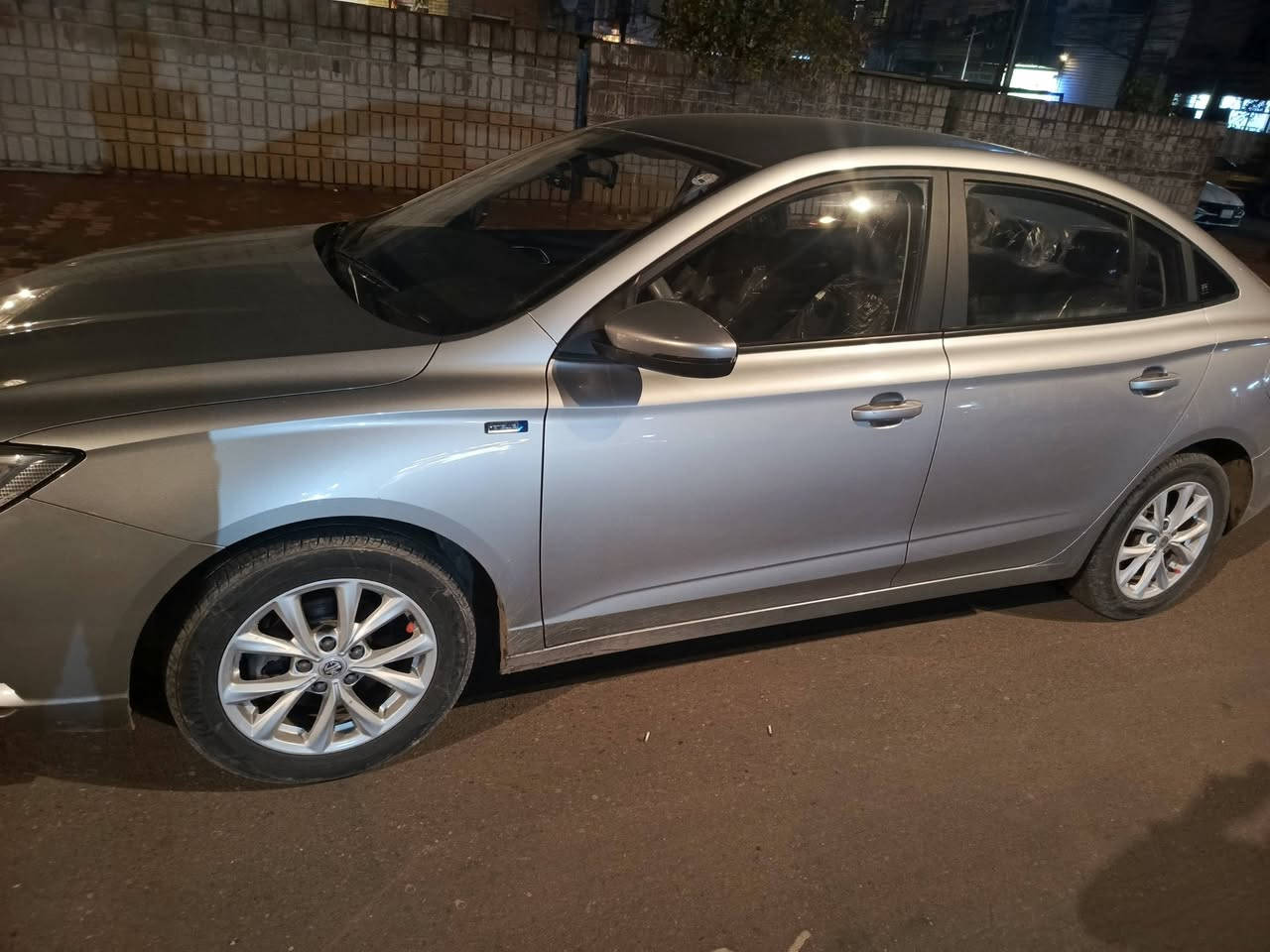 MG5
2023 ماشية 39الف رقم اربيل الجديد
كفاله عامة ماعده اصبع بالباب
السيارة علئ ايدي وكله بانزين محسن ودهن اصلي
تخم تاير جديد قبل 15يوم شديتلهه السيارة نضيفة فول واستخدام شخصي فقط
السعر 107 وبيهه مجال حك الجية مكاني بغداد كميرة
***********
