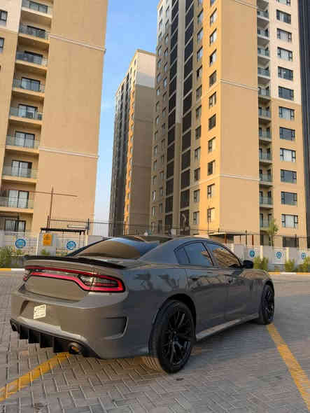 السلام عليكم جارجر 
موديل 2023 دخول جديد 
محدثه كت كامل GT 
بدون رقم بسمي 
حادث فقط بنيد.  
وجاملغ وربع الباب السايق 
 
كلشي موضح بصور 
الباقي كفاله 
سعر230$بيها مجال شي قليل
مكينه 3600 
تويل 
ماشيه 13ميل

كشن ذاكره 
شاشه كاربلي 

منضومه زنون 
صدر امامي خلفي جديد

تخم تاير 
مكينه وكير. وصدر كله كفاله 
مكاني بغداد الاعلام
السياره جاهزه. بدون اي نقص 
للستفسار 
***********
