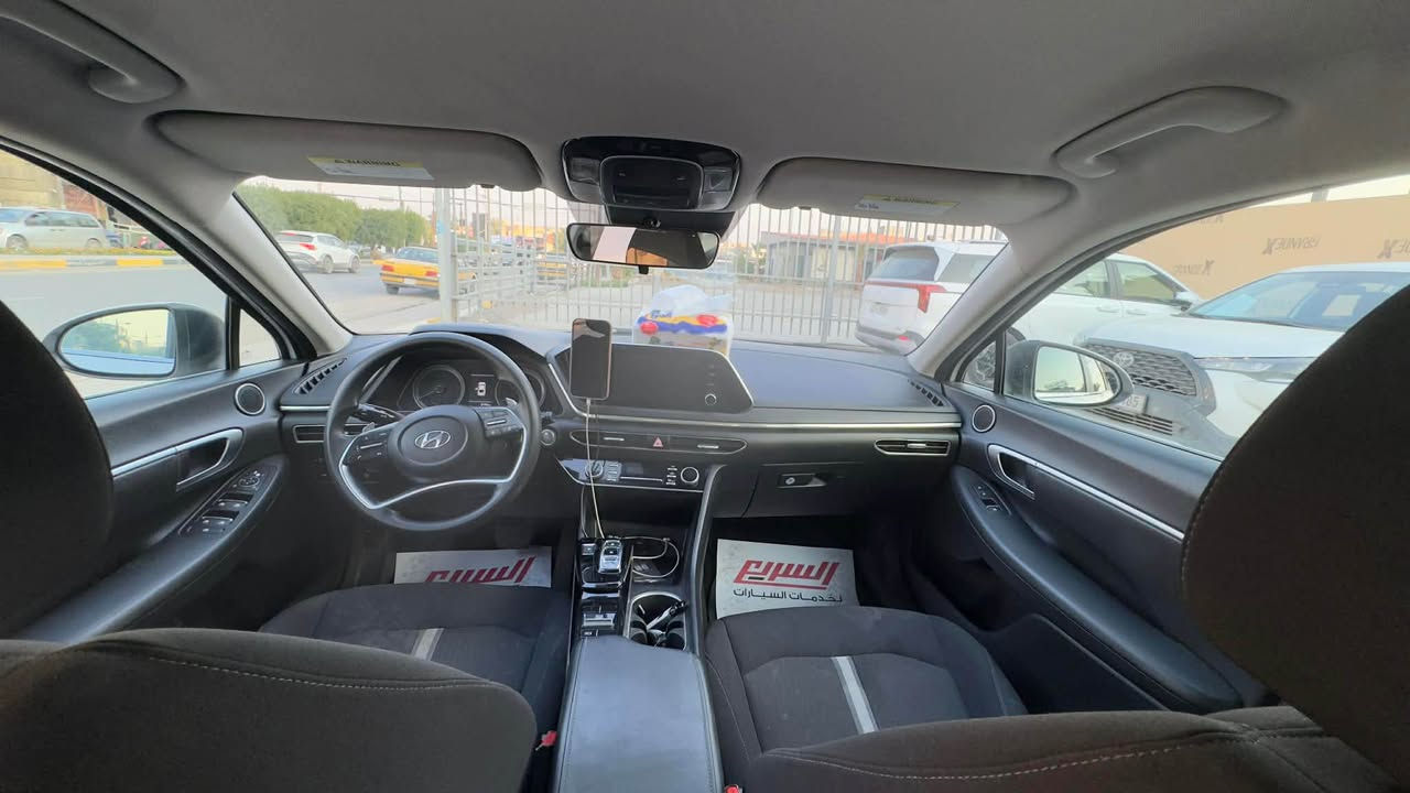 السلام عليكم 
هونداي سوناتا هايبرد مواصفات البلو ضرر خفيف جدا جاملغ خلفي صور ورقم شاصي موجود *********** بغداد, العراق
