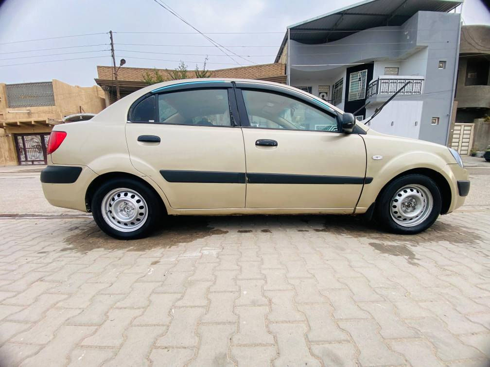 اللهم  صلي على محمد وآل محمد
سياره ريو نجف 2006
السياره 1600 اصل
مصبوغه عام وبيه جاملغ امبدل
سياره بسمي امداور ثاني يوم
متواجد على هاذه وتساب
رقم الموبايل ***********
سكن نجف
السعر 72 وبيه مجال للشراي النجف, العراق
