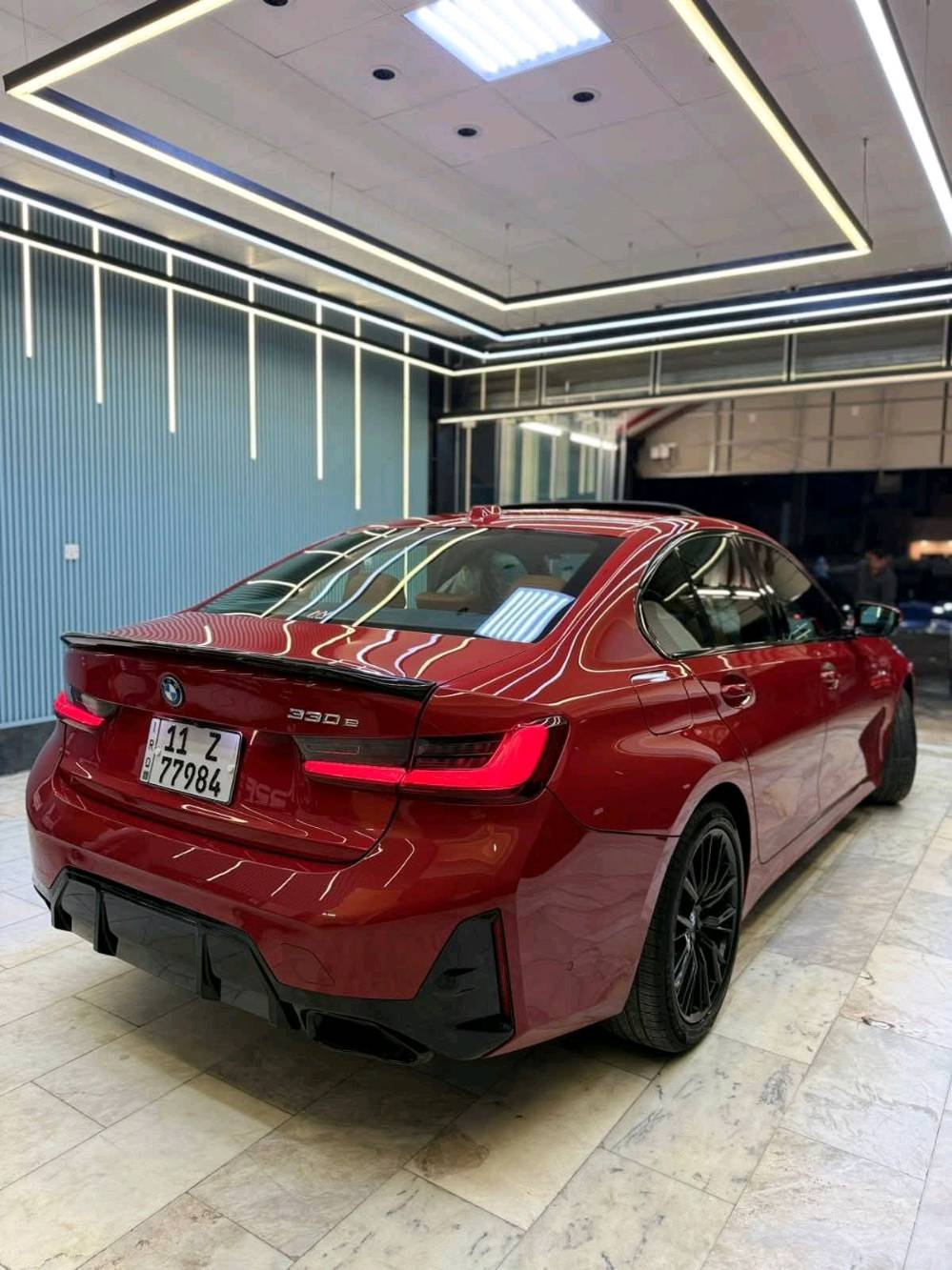 السلام عليكم
للبيع BMW 330e موديل 2024

فول أعلى فئة بالمواصفات
محرك 2.0 توين باور تيربو  292 حصان والعزم 420 نيوتن

السياره تعمل بنظام (البنزين + هايبرد + كهرباء) اقتصادية جداً
مع امكانية شحن السيارة بالكهرباء تقطع مسافه من 30 الى 45 كيلو 

ماشيه 27 الاف كيلو فقط

1.نظام الأوتو بارك (ركن السيارة بدون تدخل السائق) 
2.نظام البارك إسيست (امكانية ارجاع السيارة بالكراج تلقائي)
3.كامرات 360 درجة عدد 4 محيطيه 3D
4.فتحة سلايد روف
5.داتا شو Head Up Display (يعرض بالجامه الامامية)
6.نظام صوت فاخر Harman/Kardon Logic 7
7.شاشة كبيرة متصله خاصه بموديل 23 و24
8.فتح الصندوك بالقدم 
9.لايت ليزر اصلي داينمك
10.كشنات جلد لون جملي Camel + الكشنات كهرباء وخزن ميموري 
11.تدفئه بالمقود والكشنات
12.تصعيد وفتح الزجاج بالبصمه
13.حساسات امامي خلفي جانبي
14.اضاءة محيطية متغيرة الالوان
16.نظام تعتيم بالمري Auto Dim
17.شفتات بالمقود
18.شاحن تلفون وايرلس
19.نظام الترحيب عن الاقتراب من السيارة
20.ابل كار بلي وايرليس
21.رادار امامي
22.رادار النقطة العمياء
23.رادار الخروج عن المسار

ضررها جاملغ خلفي ونص الجاملغ الامامي
جميع الايرباكات سليمه

السعر 300 ورقه
مكان السيارة بغداد
***********