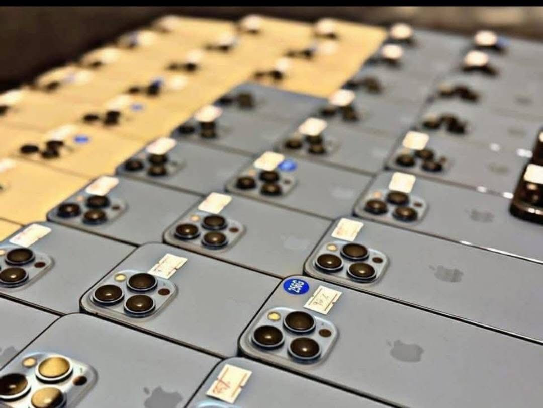 عروض اليوم 
اقوى سعر بالمحافظه 
هدايا وملحقات مجانيه 
13 بروماكس 256 النسخه الامريكية 
بسعر 🔥🔥🔥🔥
ابو سيف للموبايل 
ناصرية حي الشهداء الشارع الرئيسي مقابل مدرسة الاريج ***********
