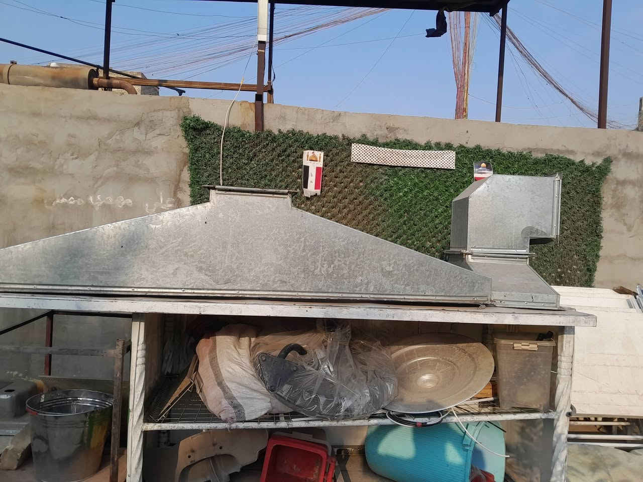 السلام عليكم غراض مطعم للبيع كلمن وسعره او شلعه مستعجل على البيع العنوان الكمالية *********** لاصحاب المواكب باسعار مخفضة
