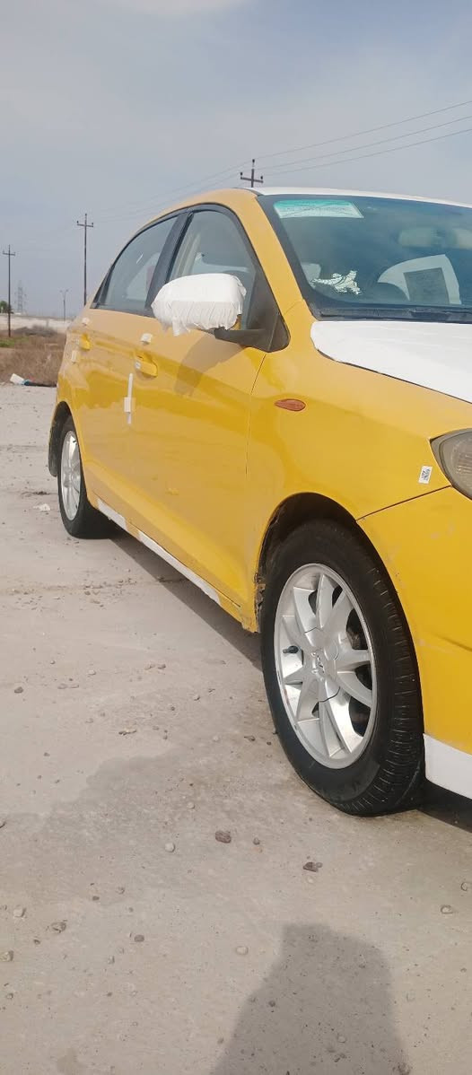 فلاوين سيدان رقم بغداد دولي  شرط التحويل محرك كير مكفول سياره جاهزه لاضربه لا تبديل سعره 33مكاني بغداد ***********
