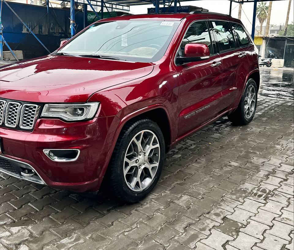 سلام عليكم شباب جيب 21اوفرلاند خليجي كفاله عامه من الرصعه. والبارد وكفاله حتهً الدعاميات فول تحكمات وضعيات قياده وسبورت ونضام الطرق الوعره فوريل نقطه عمياء في جكات امامي خلفي تخم تاير لايت زنون  توقف ذاتي +اطفاء ذاتي عند التوقف جنطه كهرباءثلاث شاشات داخل قرميدي تبريد❄️تدفئه 🥵 سياره حداده كير محرك اكسل بشرط جديده وما عوزه برغي بصمه أيوب +تشغيل عن بعد  هاي الموصفات وبعد بيه هواي مواصفات ما مذكوره الخاص مسدود الشراي يتصل  بخدمته مكان بغداد الوزيريه علما رقم بغداد الدولي بسمي سنويه لل٣١ وكاله ليث العبيدي السعر 35الف وبيه مجال لاتصال ***********عصام ابو كرار بغداد, العراق
